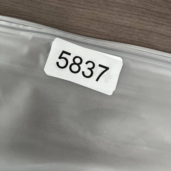 Chicos Top Blouse XL Solid Black White Embroidered Balloon Sleeve Bohemian - Picture 8 of 8